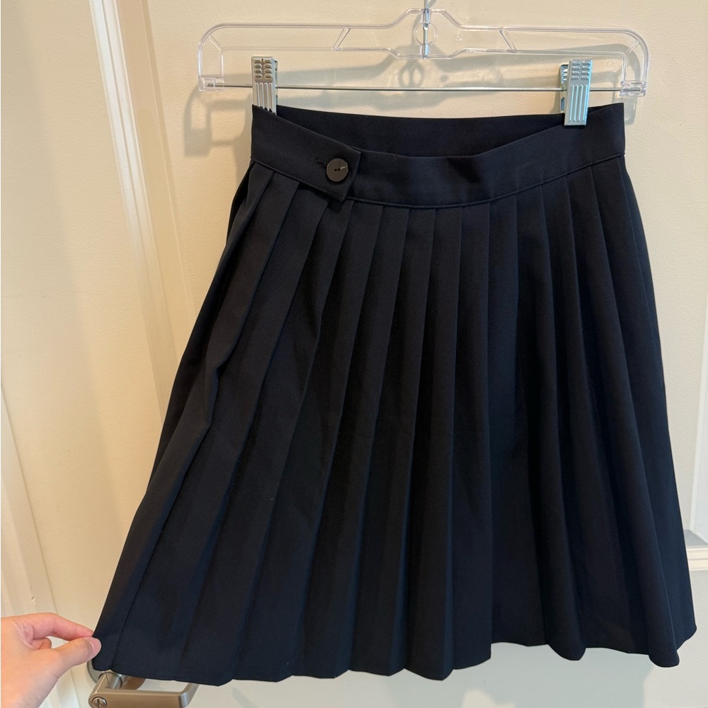 Elegant Navy Pleated Skirt